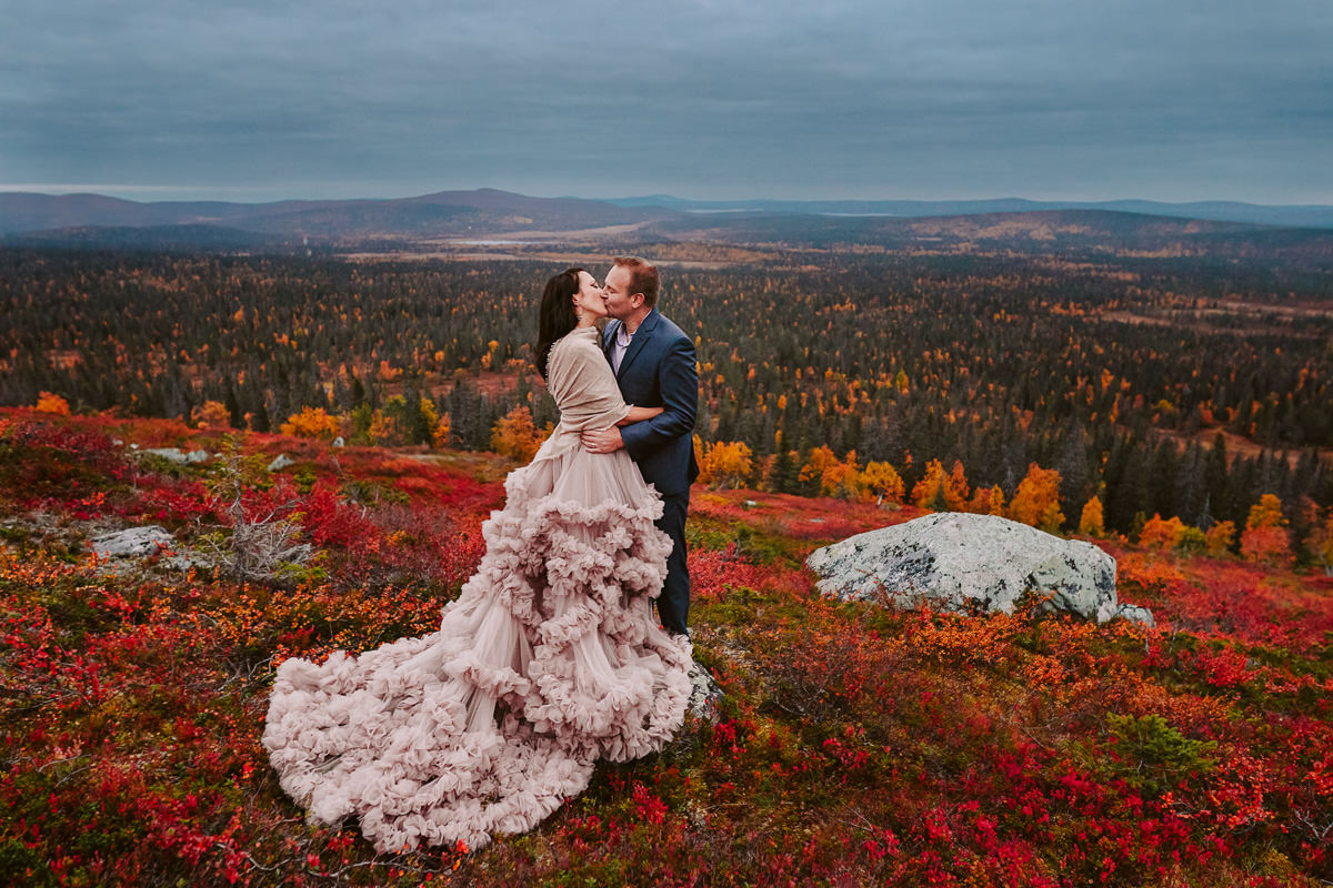 couple proposal in Finnish Lapland during autumn foliage